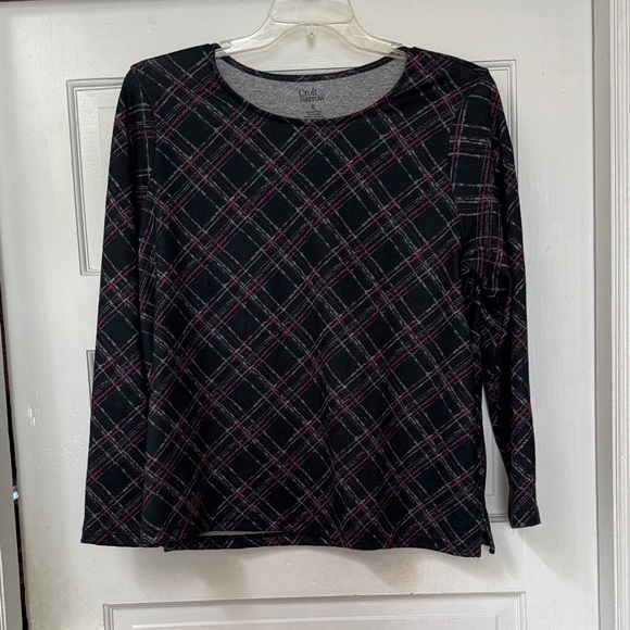 Croft & Barrow Dark Plaid Long Sleeve Blouse - Picture 1 of 3